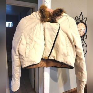 Vintage Y2K Guess Fur Lined Cream Colored Cropped Puffer Jacket Size M